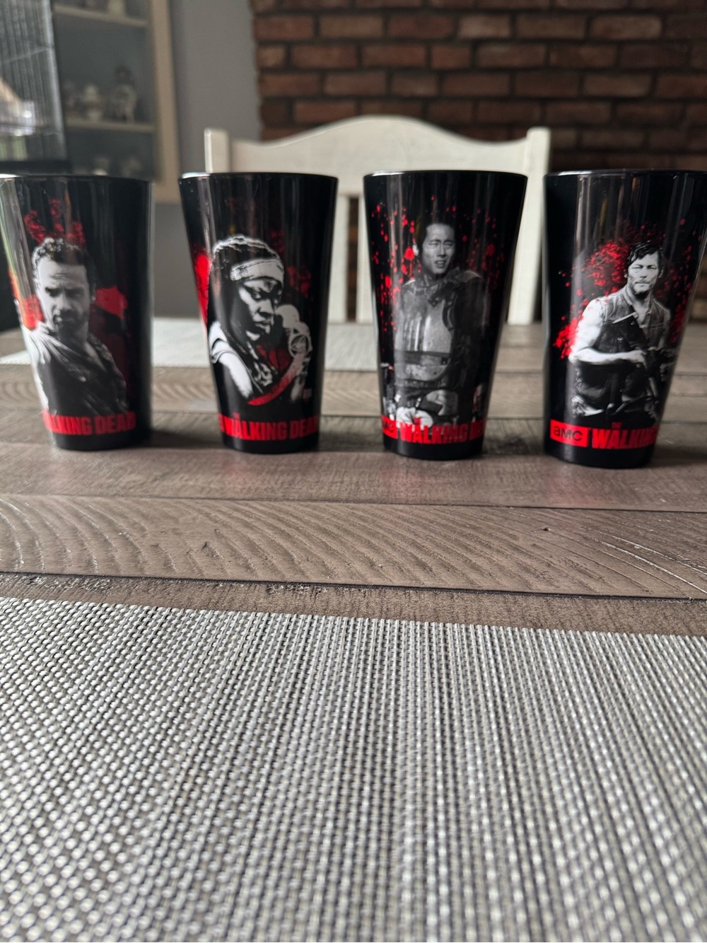 The Walking Dead Black & Red Character Shot Glass Set (4)